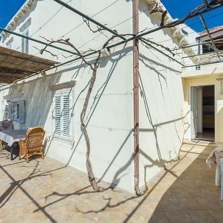 Luce Gostinjska kuća