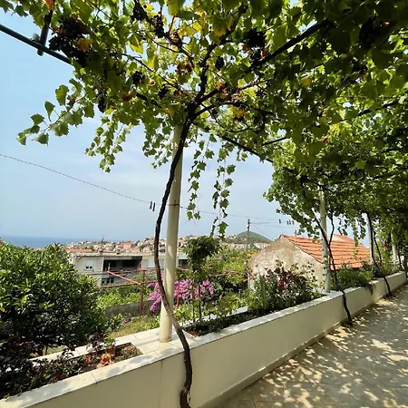 Luce Gostinjska kuća